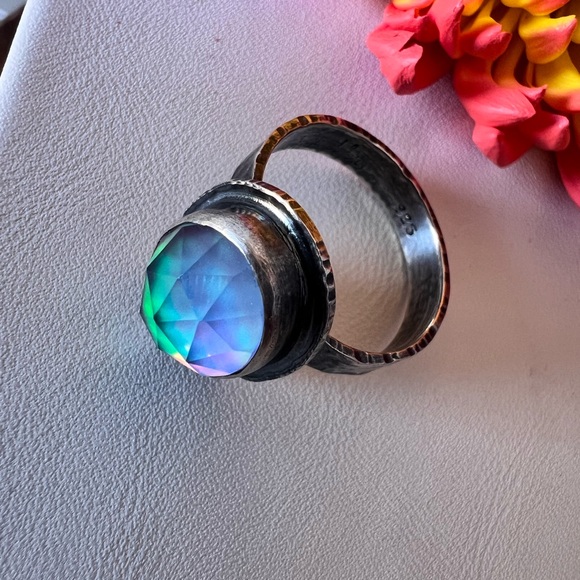 Aurora opal ring - Picture 5 of 10